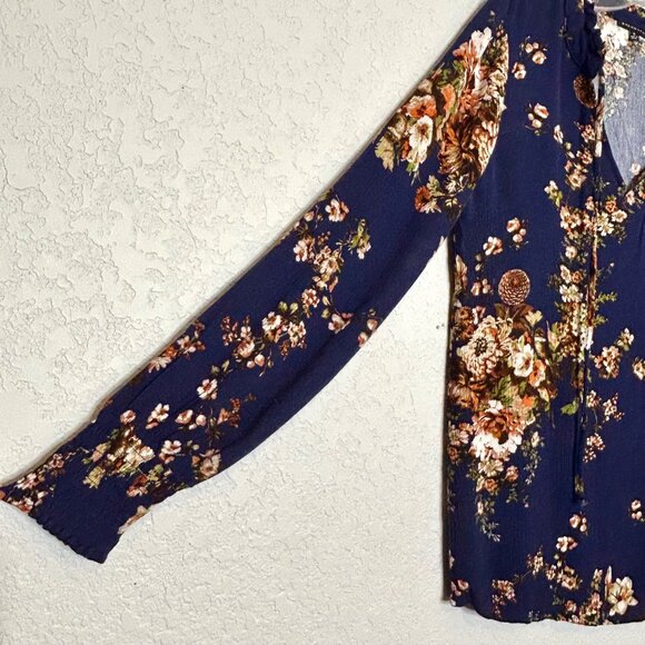Staccato Blue Floral Long Sleeve Size Small Blouse - Picture 8 of 12